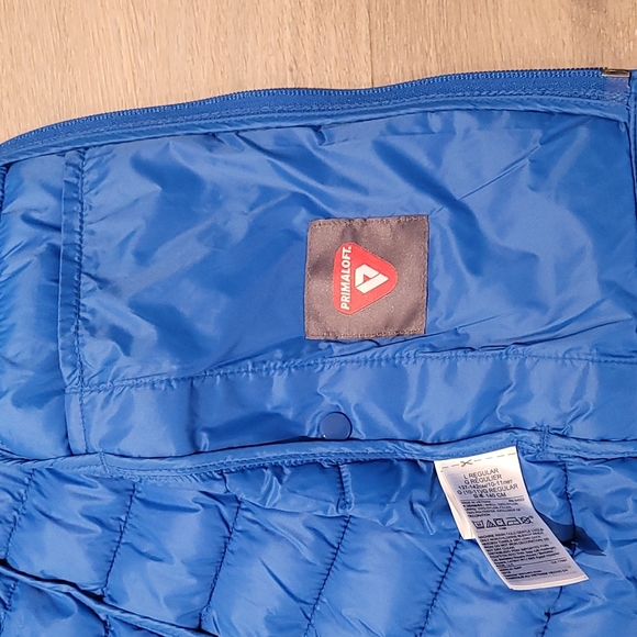 GAP quilted vest - Picture 5 of 6